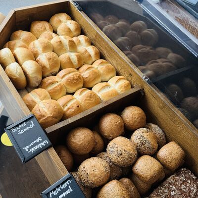 Frische Brötchen in der Regionalware Plauen